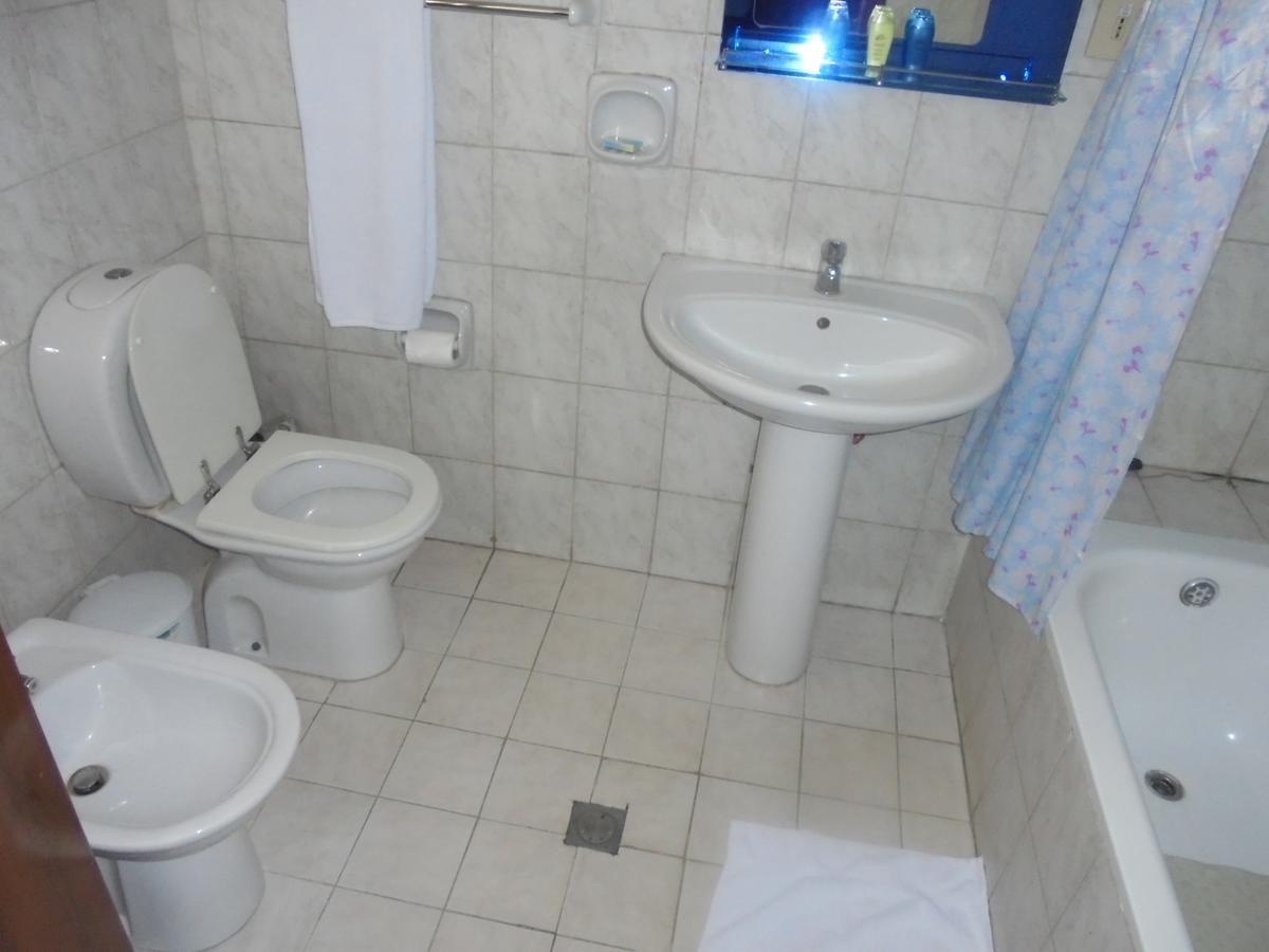 Global Hotel Аддис-Абеба Экстерьер фото